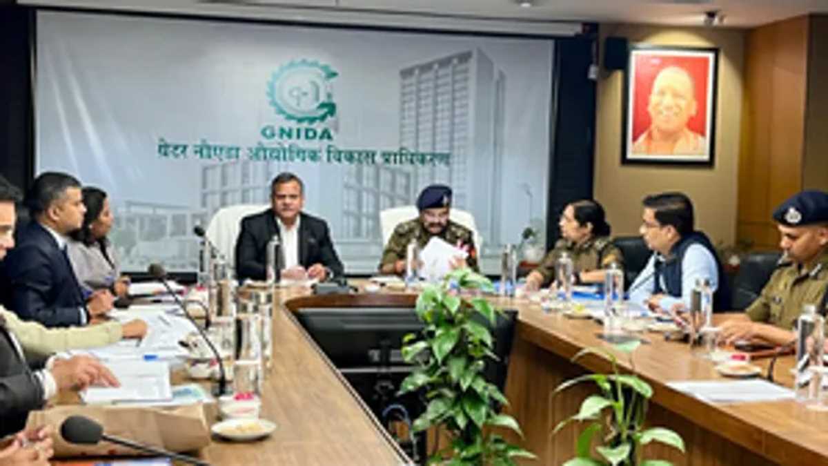 किसानों की समस्याओं को प्राथमिकता पर हल करें, उत्तर प्रदेश के मुख्य सचिव का निर्देश किसानों की समस्याओं को प्राथमिकता पर हल करें, उत्तर प्रदेश के मुख्य सचिव का निर्देश